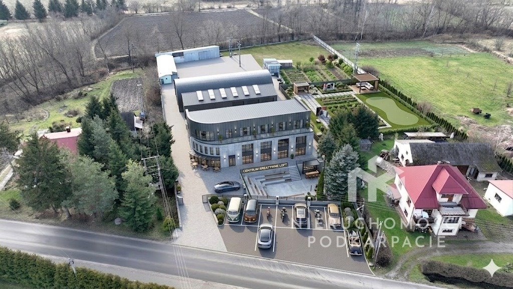 Kompleks przemysłowy 2058 m2 z parkiem maszynowym - gotowe do produkcji Chmielnik  2 058m2 Foto 1