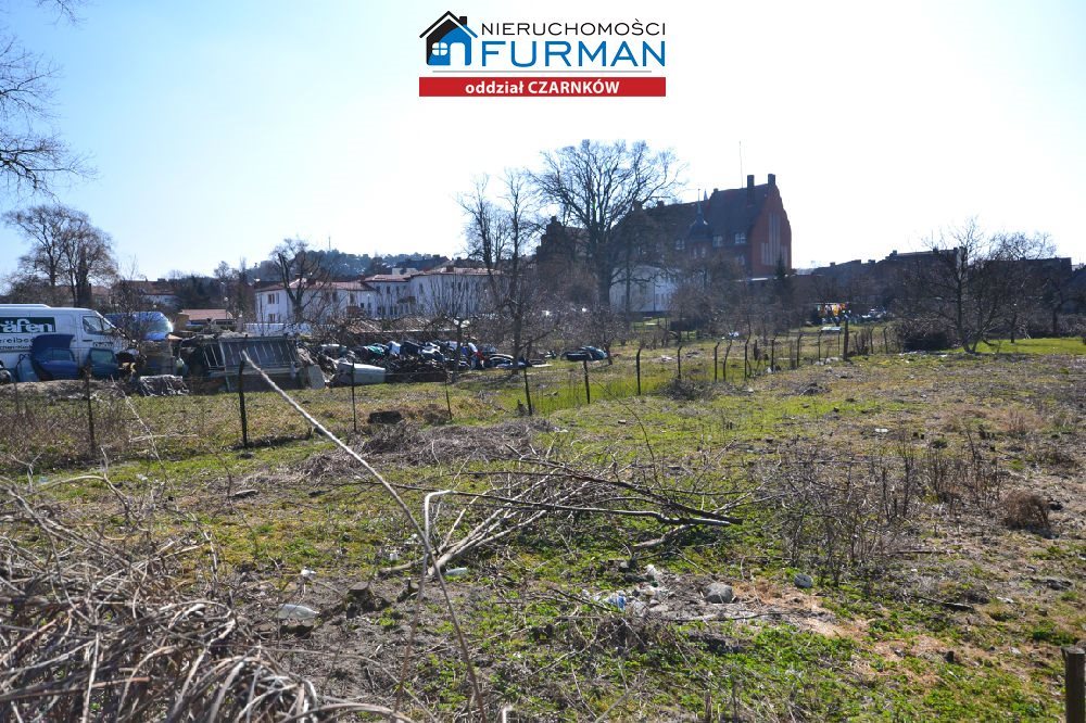 Do sprzedania przestronna działka 1594 m² w centrum Czarnkowa Czarnków  1 594m2 Foto 1