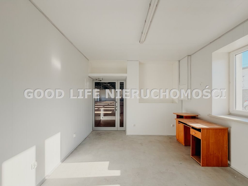 Hala 430 m² z biurami i placem na 60 aut w Sędziszowie Sędziszów Małopolski, Rzeszowska  430m2 Foto 1