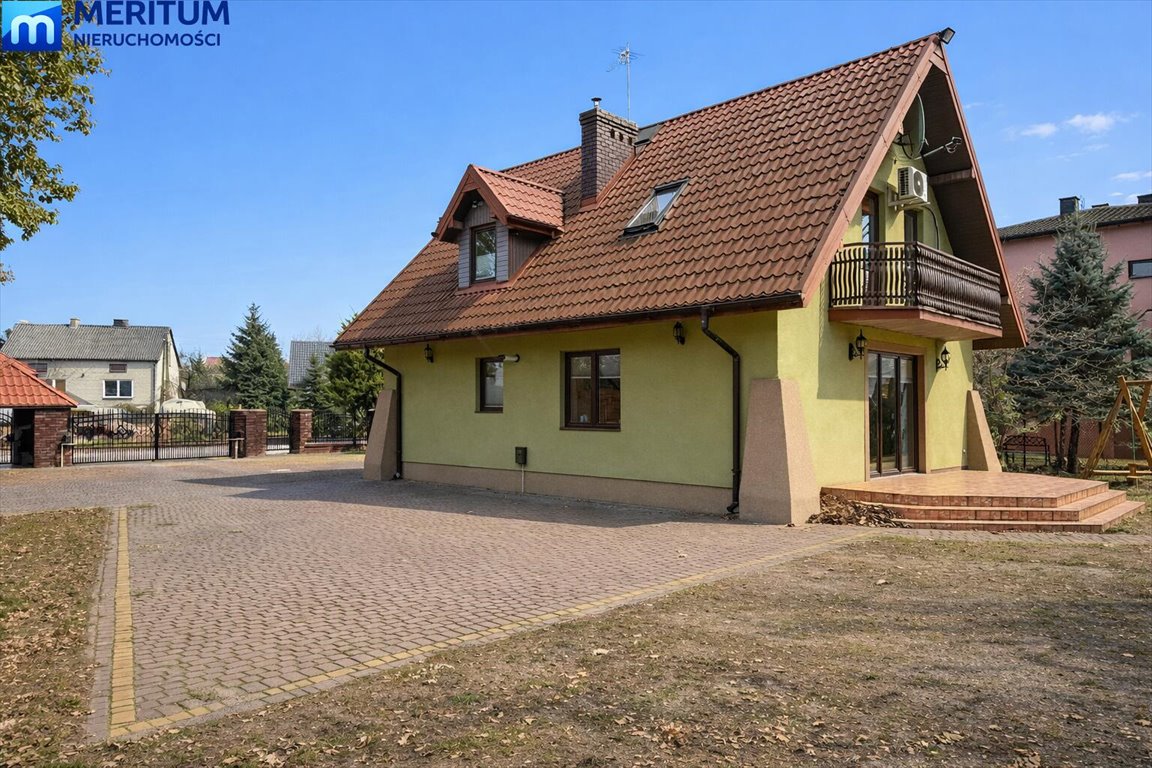 Komfortowy dom 110 m2 z garażem, fotowoltaiką i tarasem Międzyborów  110m2 Foto 1
