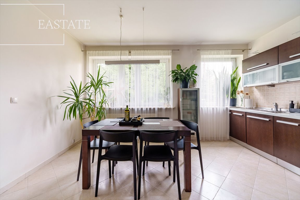 Przestronny dom 200 m² z garażem i niezależną częścią Wołomin, Kiejstuta  200m2 Foto 1