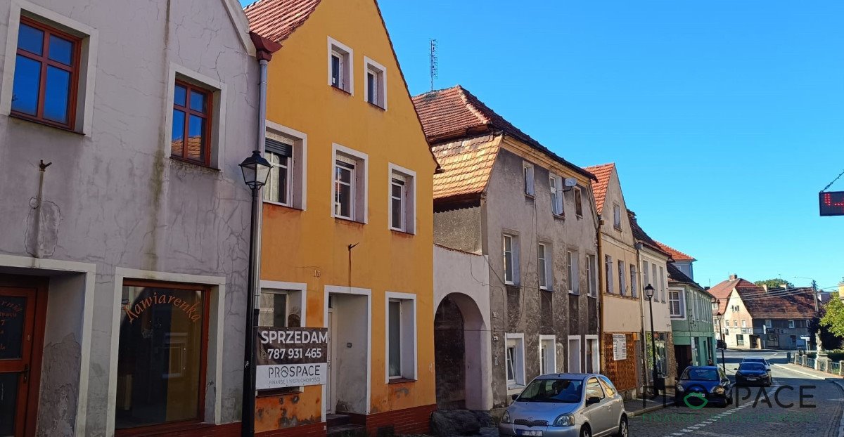Sprzedam kamienicę z lokalem i poddaszem do adaptacji w centrum Kożuchowa Kożuchów, 1 Maja  167m2 Foto 1