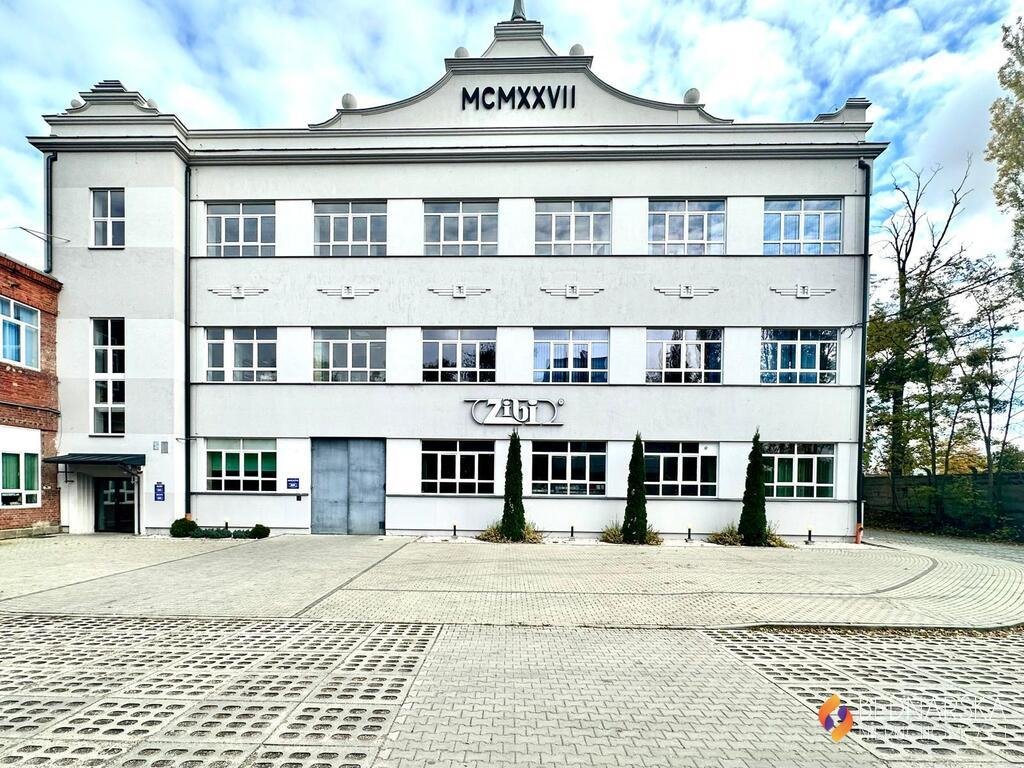 Nowoczesne biuro 558 m² w zabytkowym budynku w Sochaczewie Sochaczew  558m2 Foto 1