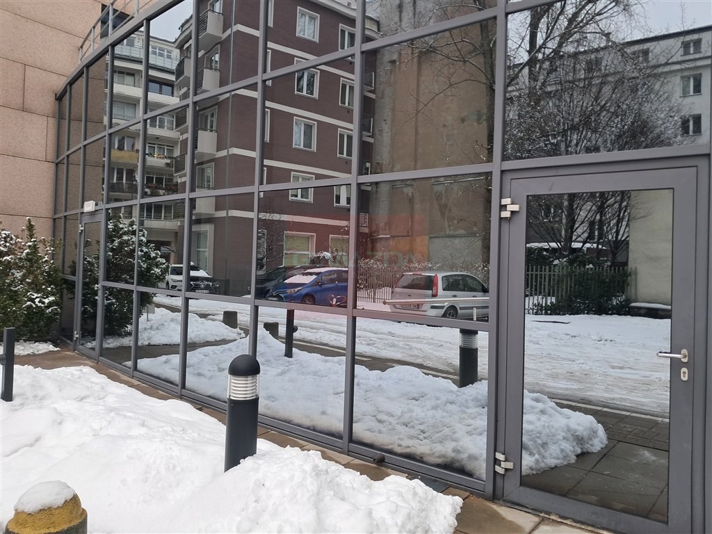 Atrakcyjny lokal 250 m2 w centrum Warszawy z 3 wejściami Warszawa, Śródmieście, Śródmieście  250m2 Foto 1
