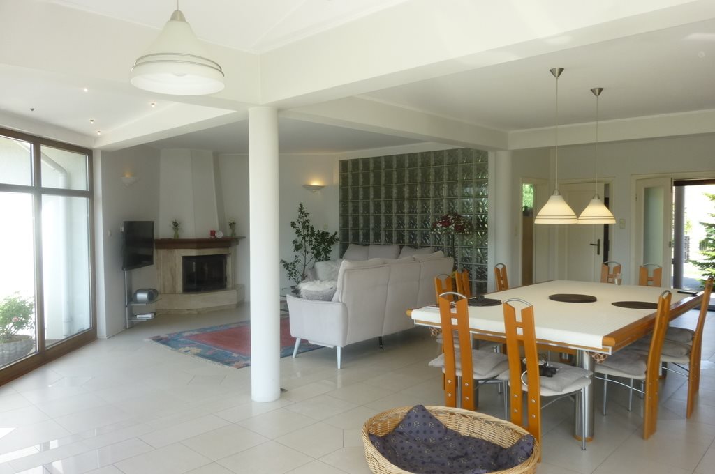 Dom z dużym ogrodem i oczkami wodnymi w Będargowie Będargowo  200m2 Foto 1