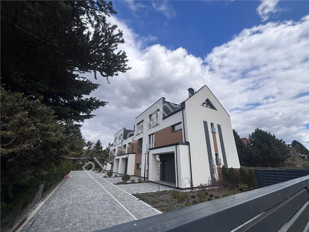 Sprzedam dom 135 m² z ogrodem i garażem w Grodzisku Mazowieckim Grodzisk Mazowiecki  135m2 Foto 1