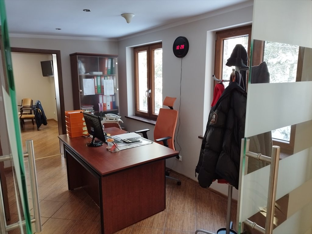 Magazyn z biurami i chłodniami, 622,9 m2, Świdnica gm. Świdnica  623m2 Foto 1