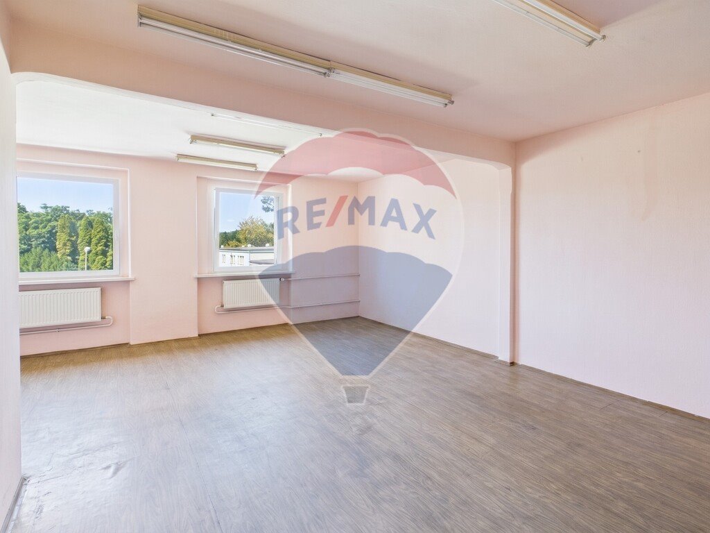 Wynajmę przestronne biuro 41,6 m² z dostępem do socjalnego Rybnik, Sygnały  42m2 Foto 1