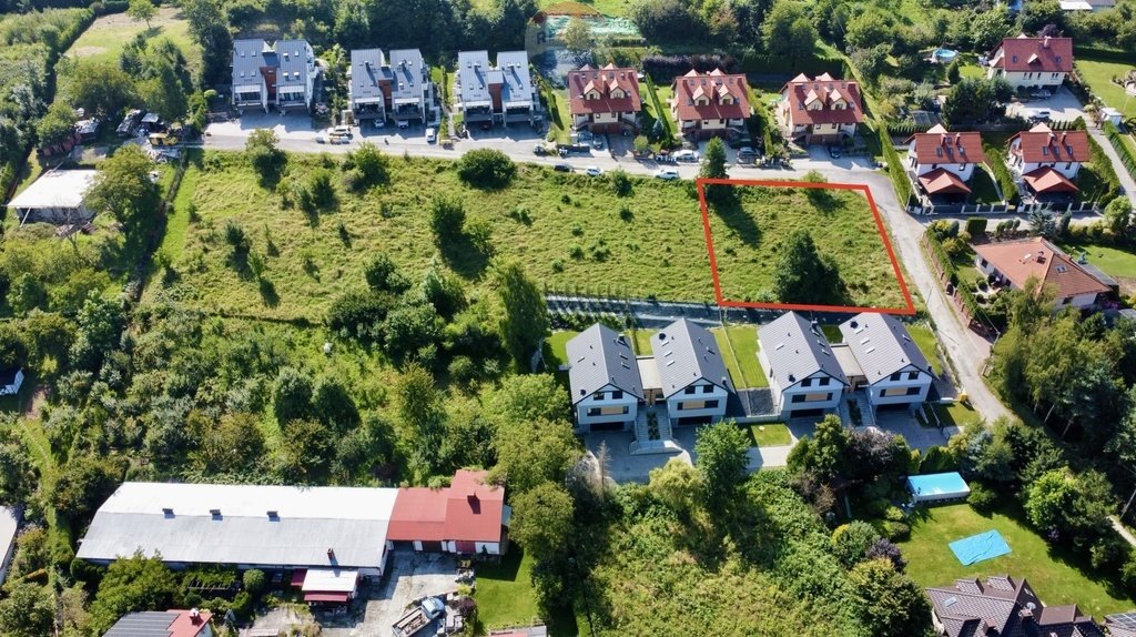 Działka 1204 m² w Bielsku-Białej z widokiem i mediami Bielsko-Biała  1 204m2 Foto 1