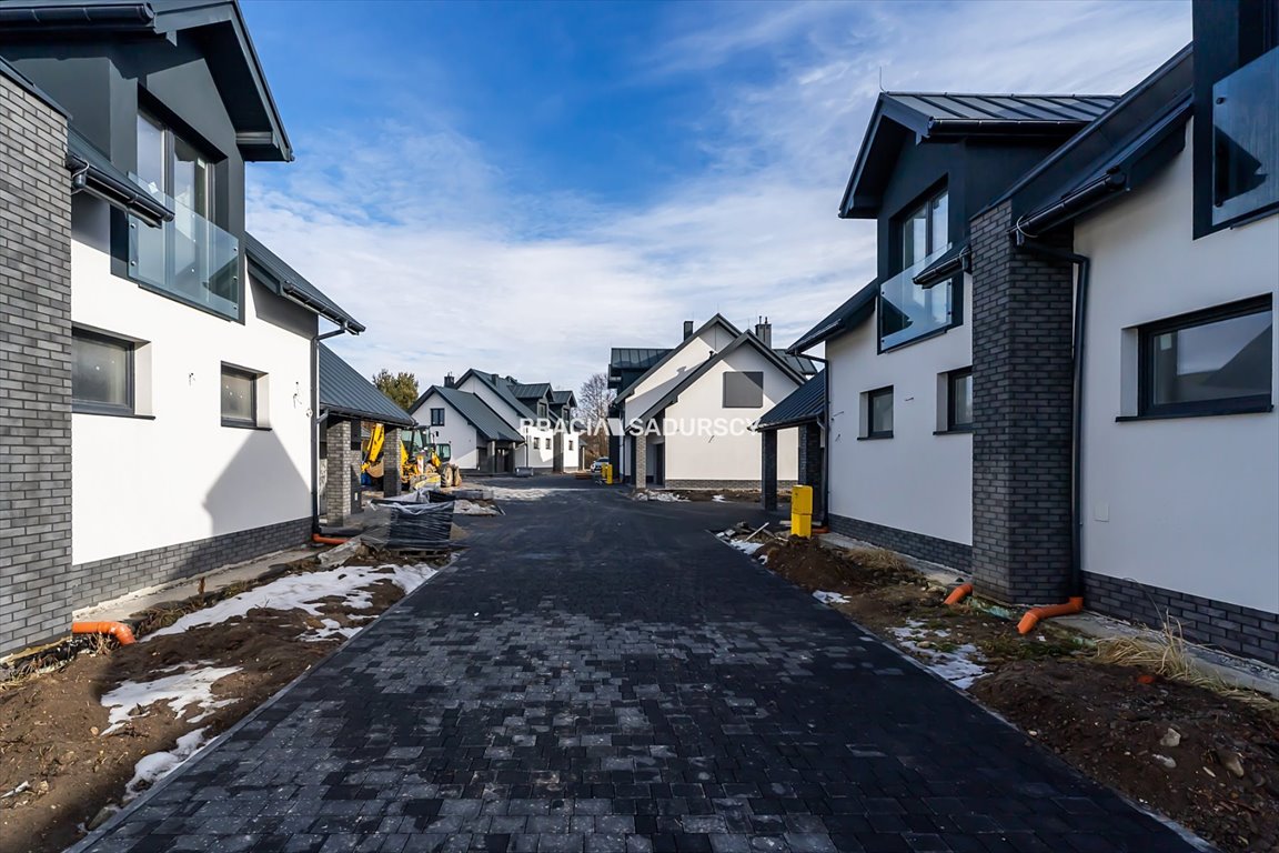 Nowoczesny dom 164 m² z ogrodem, garażem i antresolą Wielka Wieś, Modlniczka, Modlniczka, Willowa  140m2 Foto 1