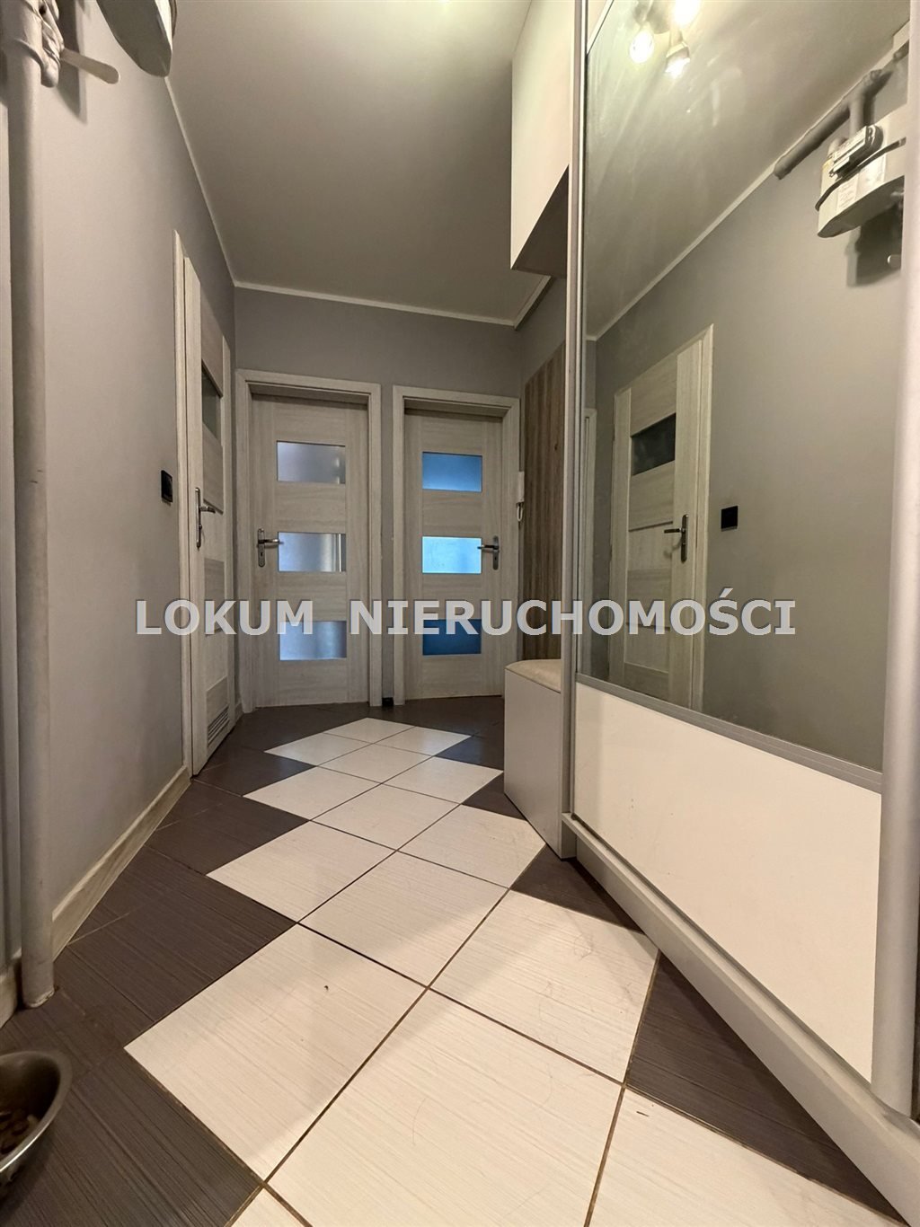 Mieszkanie trzypokojowe na sprzedaż Jastrzębie-Zdrój, Gwarków, Beskidzka  56m2 Foto 1