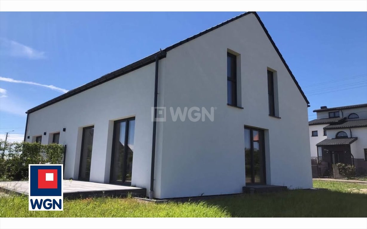 Nowoczesny dom 94m2 z dużym tarasem i spokojną okolicą Wieluń, Wieluń  94m2 Foto 1