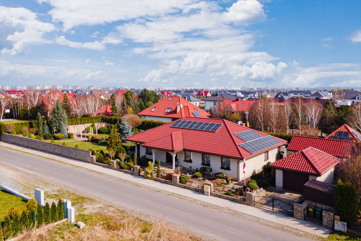 Ekskluzywny dom 209 m2 z ogrodem zimowym i PV w Oławie Oława, Perłowa  209m2 Foto 1