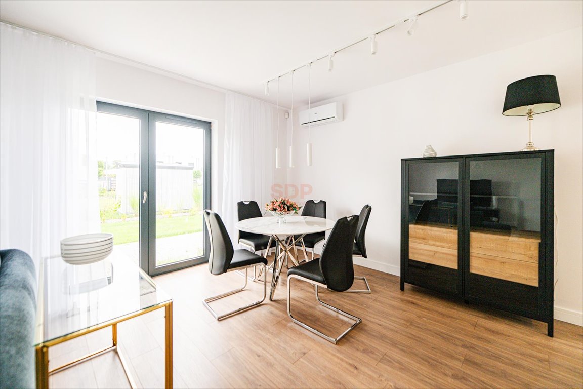 Na wynajem przestronny dom 140 m² z garażem w Bielanach Wrocławskich Bielany Wrocławskie, Teatralna  140m2 Foto 1