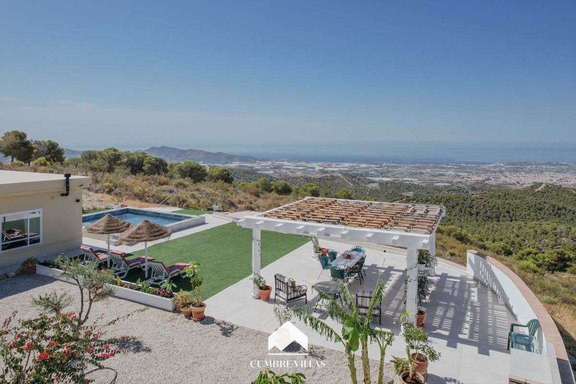 Dom na sprzedaż Hiszpania, Vélez de Benaudalla, Vélez de Benaudalla  158m2 Foto 1