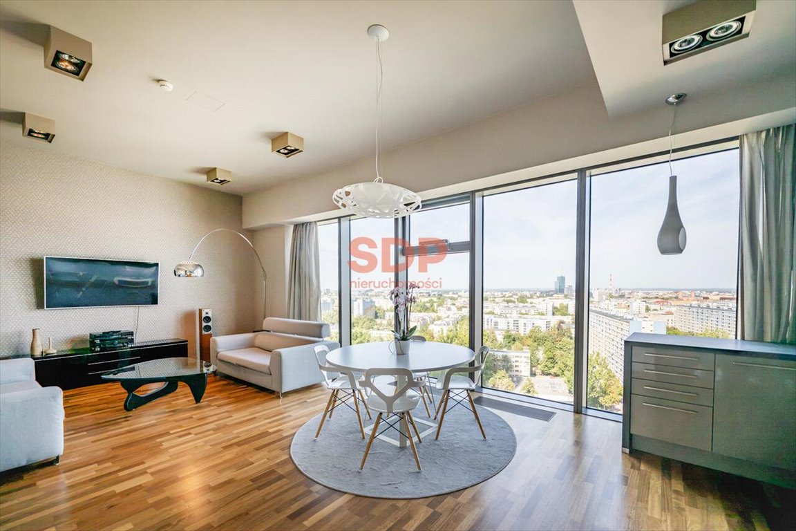 Polecam luksusowe 106 m² apartament na Krzykach we Wrocławiu Wrocław, Krzyki, Powstańców Śląskich, Szczęśliwa  106m2 Foto 1