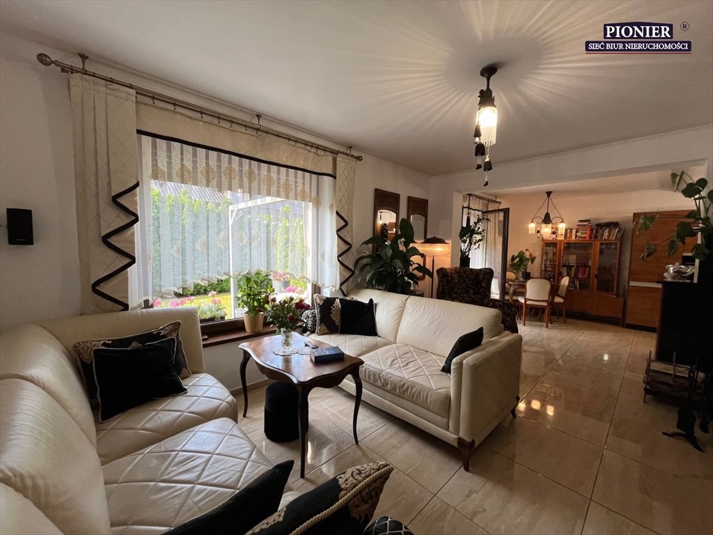 Mieszkanie trzypokojowe na sprzedaż Ustroń  80m2 Foto 1