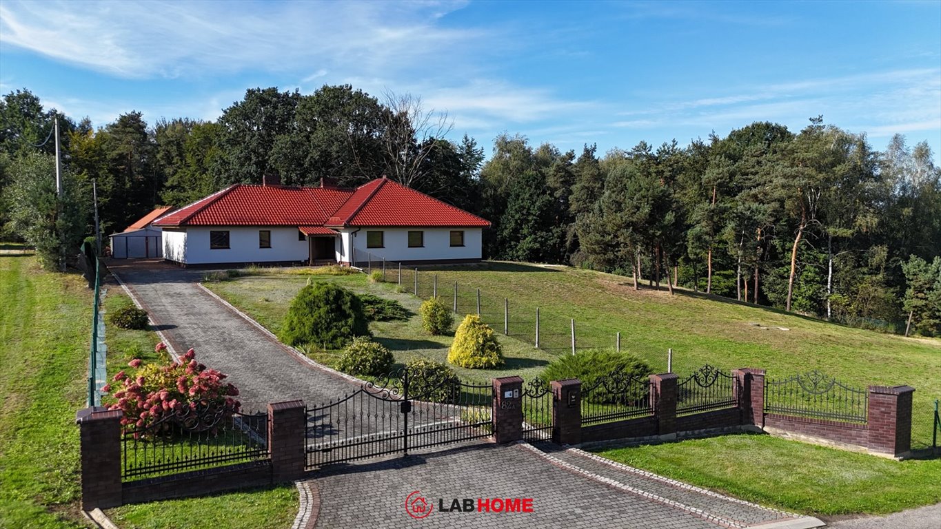 Na sprzedaż przestronny dom 215 m² w Skrzyszowie z dużą przestrzenią dla rodziny Skrzyszów  215m2 Foto 1