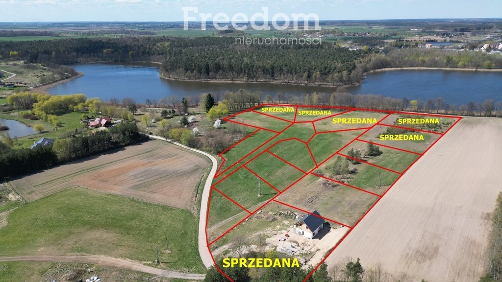 Działka w Adamowie 2259 m2 z mediami i widokiem na jezioro Adamowo  2 259m2 Foto 1