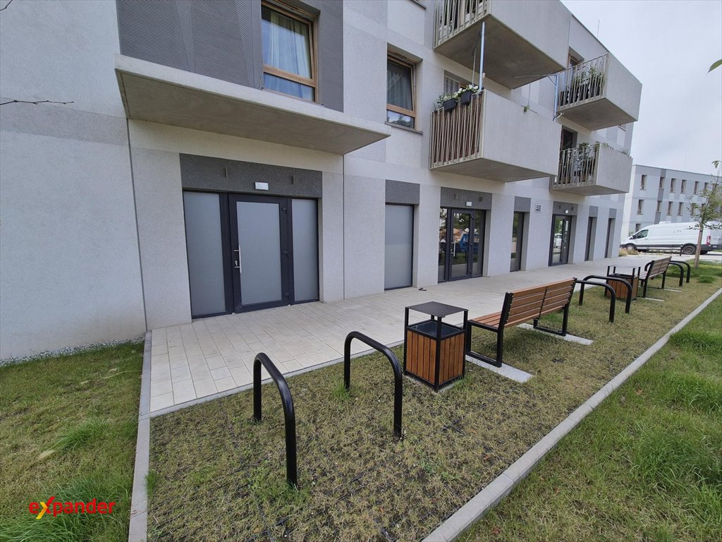Przestronny lokal usługowy 112 m² z witryną i wysokim sufitem. Wrocław, Zielna  112m2 Foto 1