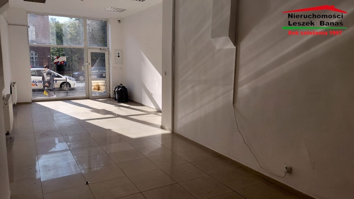 Lokal użytkowy 45 m² w centrum Grudziądza z dużą witryną Grudziądz  45m2 Foto 1