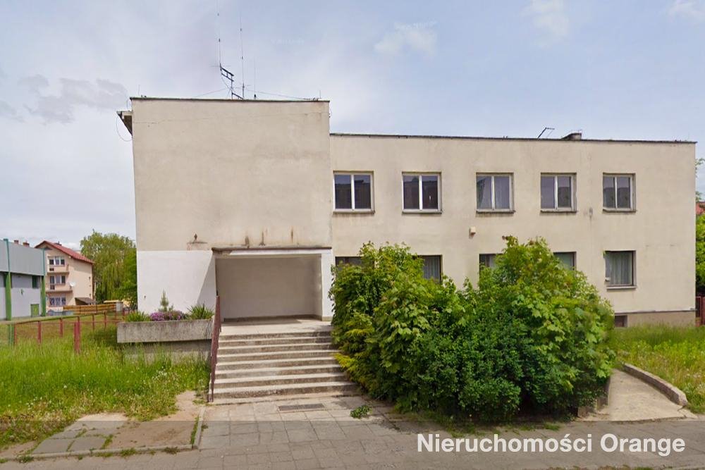 Sprzedam duży lokal usługowy 723 m² z parkingiem w Gorzycach Gorzyce, Gorzyce, ul. Edukacji Narodowej 1  723m2 Foto 1