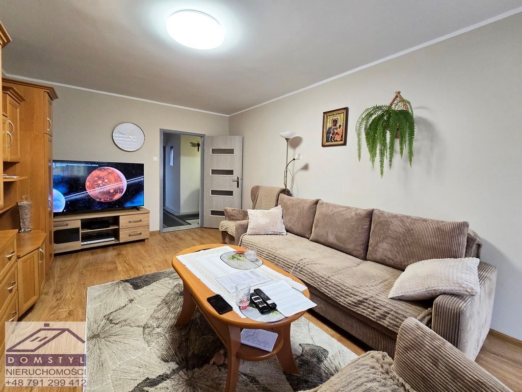 Mieszkanie trzypokojowe na sprzedaż Zawiercie, Żabki  59m2 Foto 1