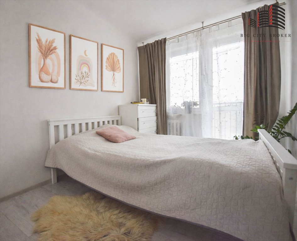 Dwupokojowe mieszkanie z balkonem i piwnicą w centrum Świdnika Świdnik, 3 Maja  36m2 Foto 1