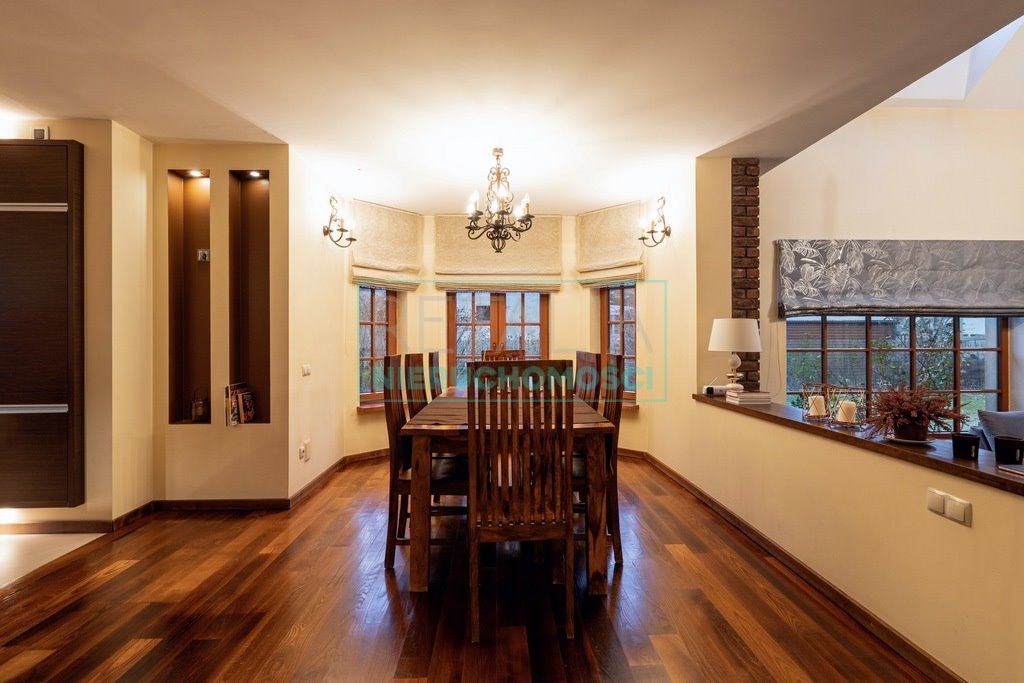 Dom na sprzedaż Milanówek  260m2 Foto 1