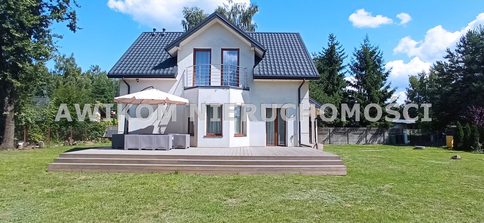 Przestronny dom 202 m2 z kominkiem i ogrodem w Kozerach Grodzisk Mazowiecki, Kozery  202m2 Foto 1