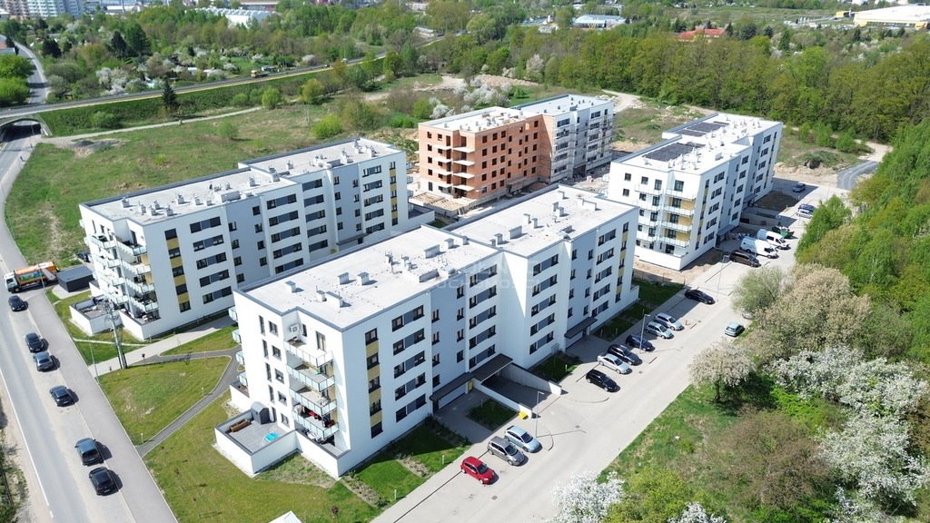 Mieszkanie dwupokojowe na sprzedaż Bolesławiec, Staroszkolna  48m2 Foto 4