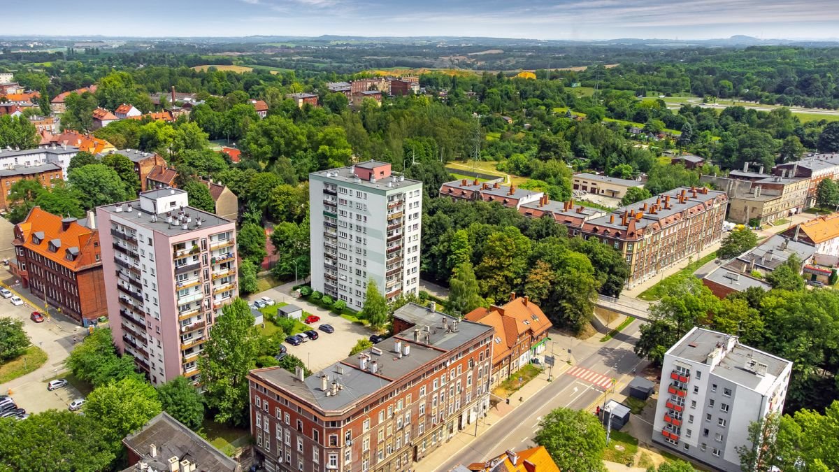 Mieszkanie trzypokojowe na sprzedaż Bytom, Rozbark, Jana Kochanowskiego  49m2 Foto 1