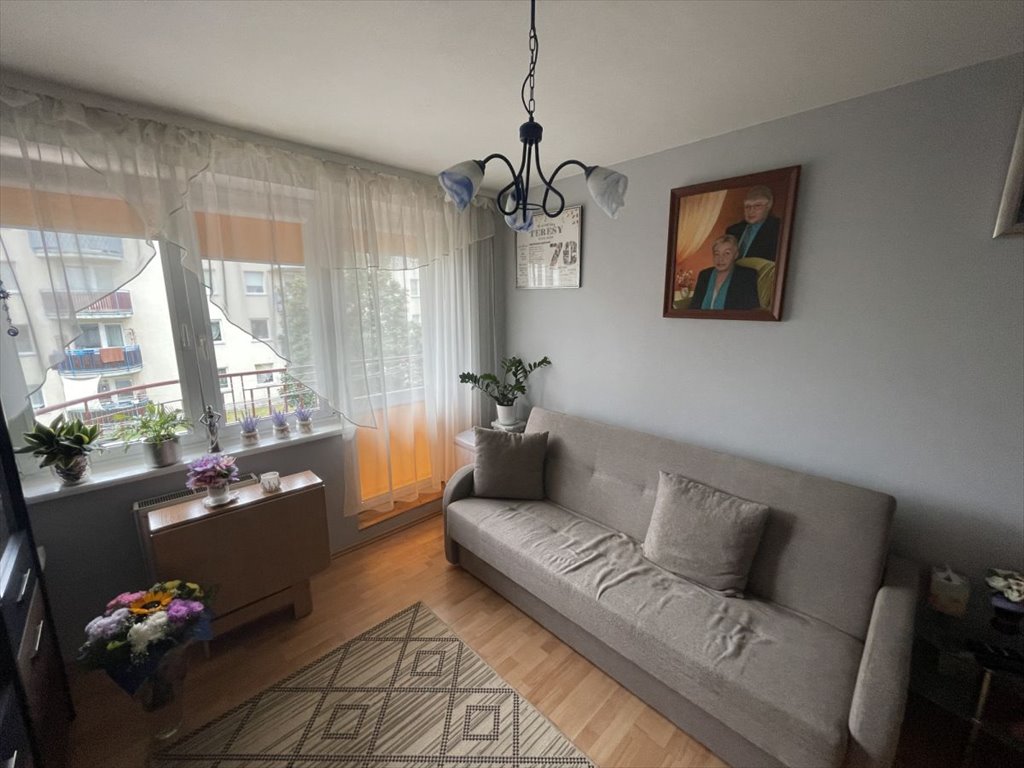 Mieszkanie dwupokojowe na sprzedaż Piaseczno, Pelikanów  31m2 Foto 1