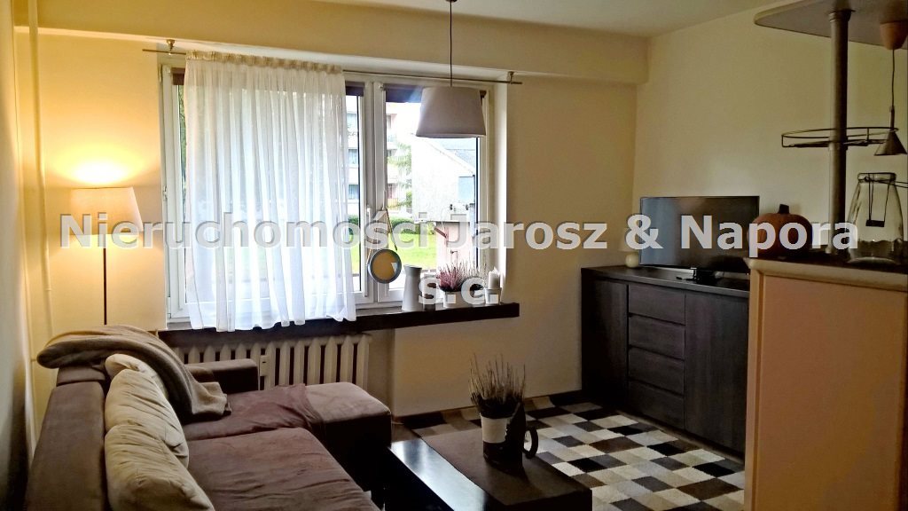 Mieszkanie dwupokojowe na wynajem Częstochowa, Trzech Wieszczów 36m2 Foto 1 Mieszkanie dwupokojowe na wynajem Częstochowa, Trzech Wieszczów 36m2 Foto 1
