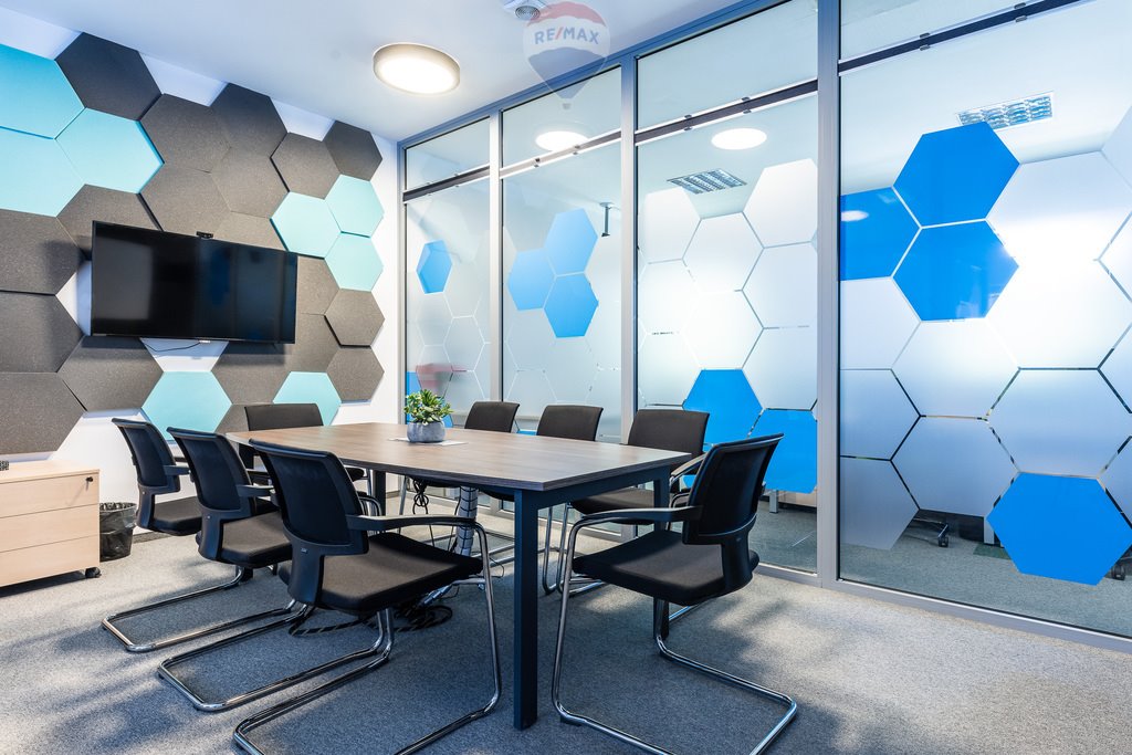 Wynajem biura 52 m2 przy SKM Gdańsk Zaspa – komfort i dostępność Gdańsk, al. Aleja Grunwaldzka  52m2 Foto 1