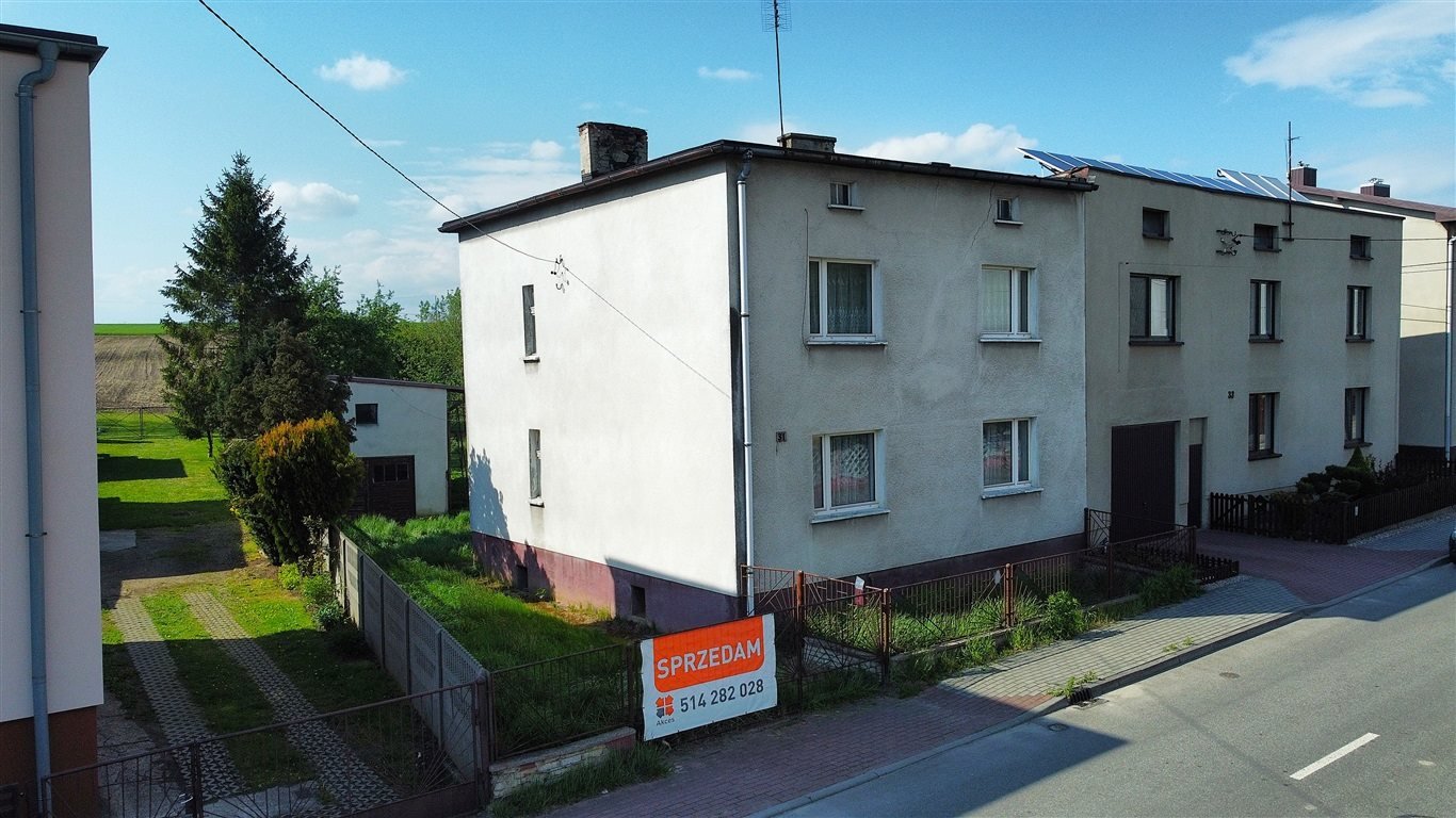 Dom z potencjałem do remontu w Woźnikach - polecam! Woźniki  142m2 Foto 1