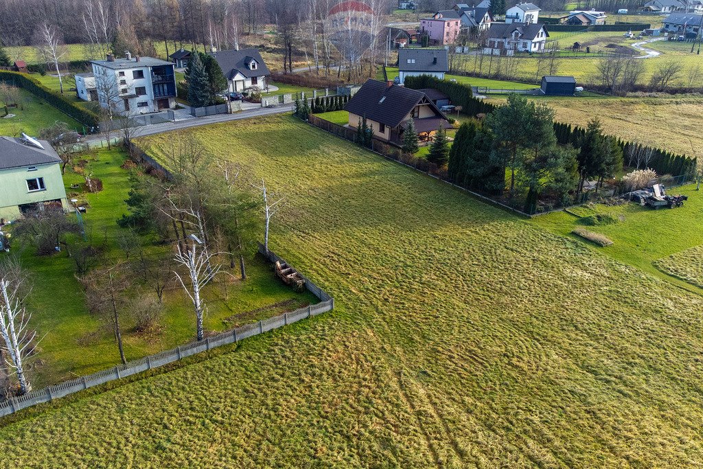 Działka budowlana na sprzedaż Kobiernice  2 000m2 Foto 3