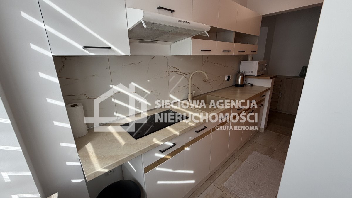 Wynajem 2-pok. z ogrodem, internetem i TV w Gdyni Gdynia, Mały Kack, Wieluńska  45m2 Foto 1