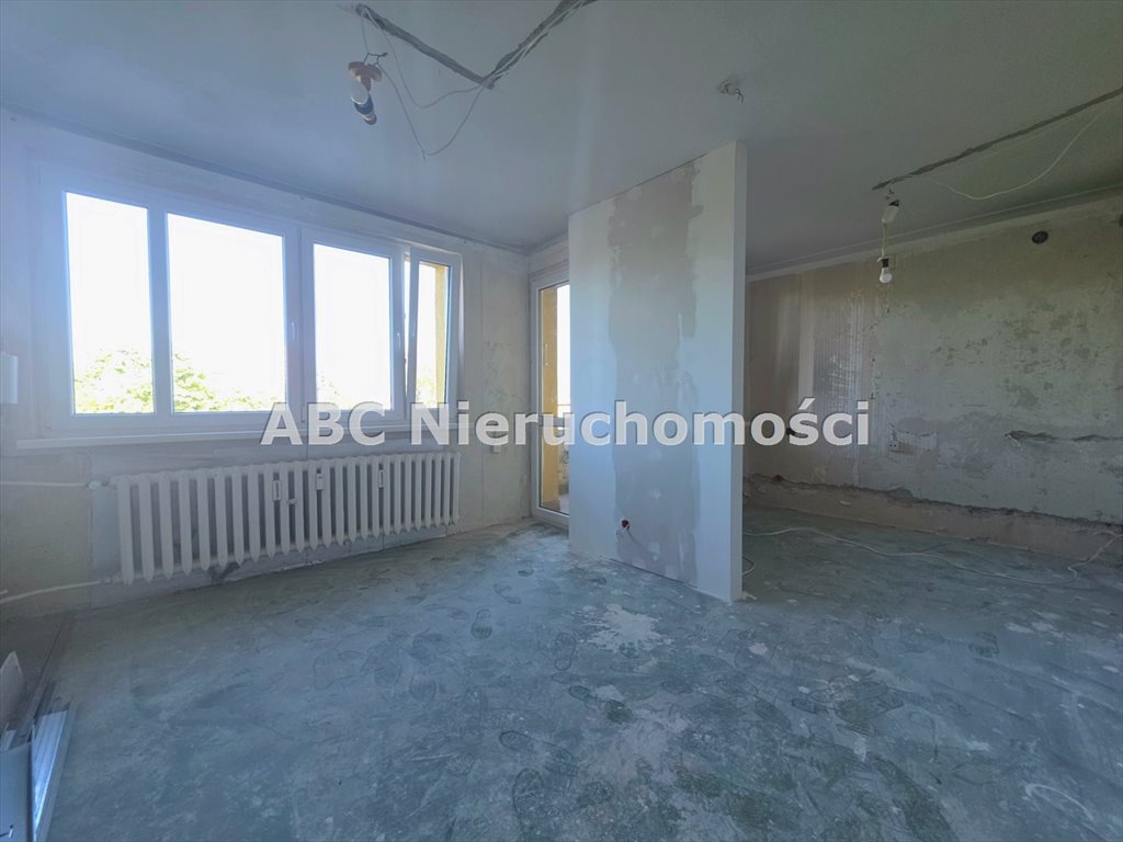 Centrum Piły! 24,7 m² po remoncie z loggią i możliwością własnej aranżacji Piła, Śródmieście  25m2 Foto 1
