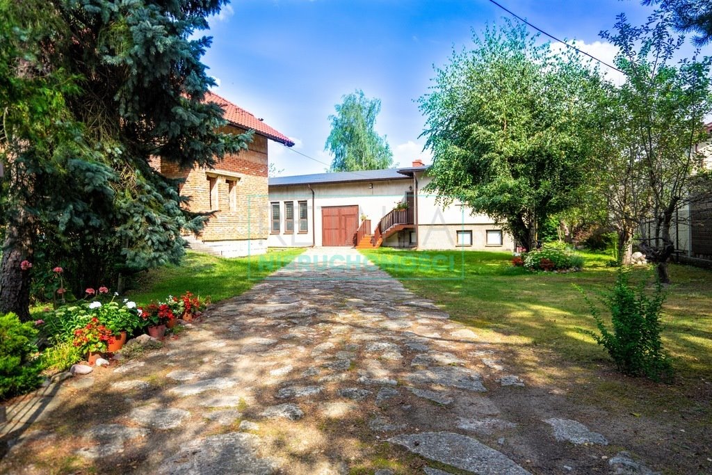 Dwa domy i warsztat na dużej działce w Kaniach Kanie  300m2 Foto 1