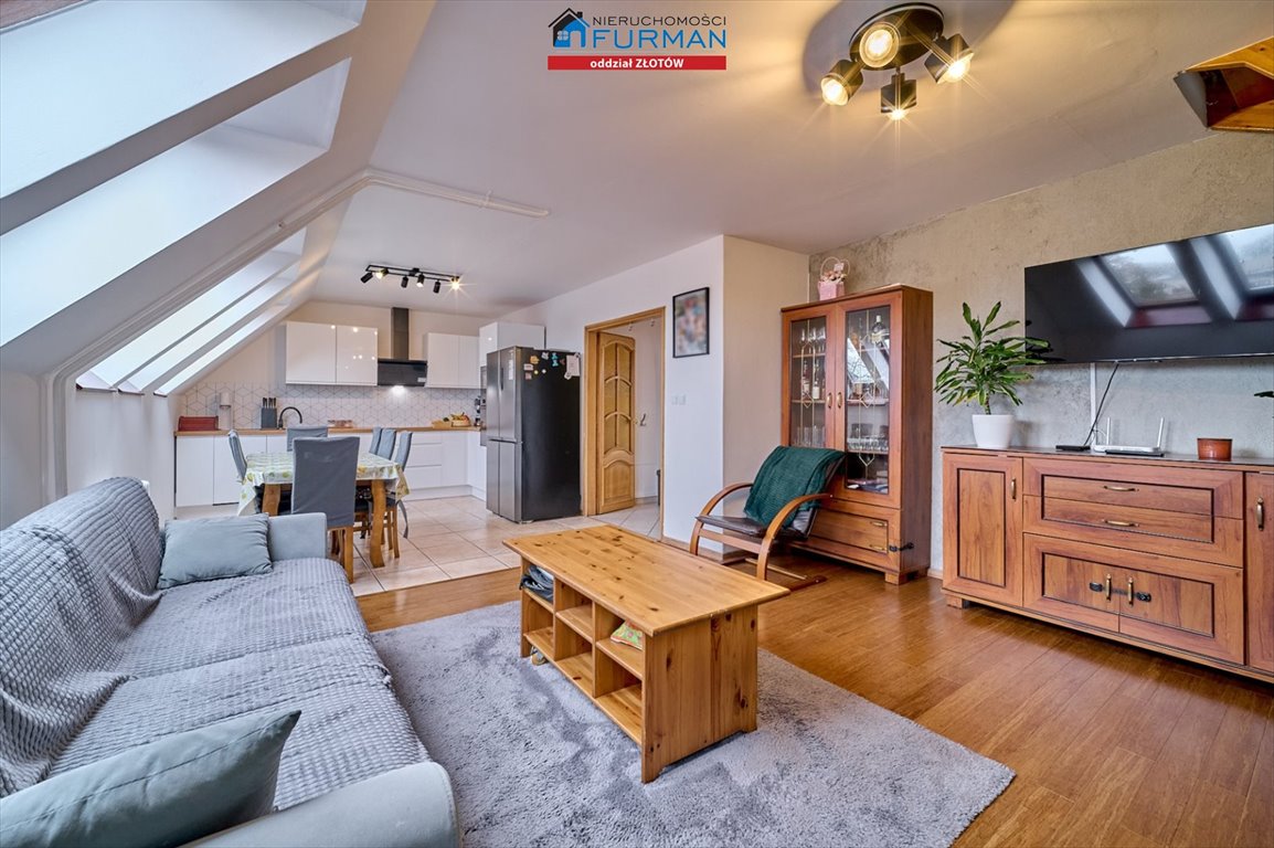 Mieszkanie czteropokojowe  na sprzedaż Złotów  85m2 Foto 1