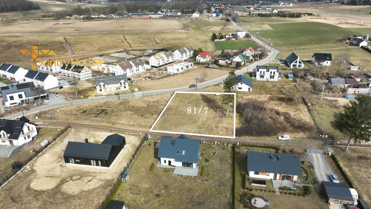 Działka budowlana 1648 m² z warunkami zabudowy w Tokarach Tokary, Świerkowa  1 648m2 Foto 1