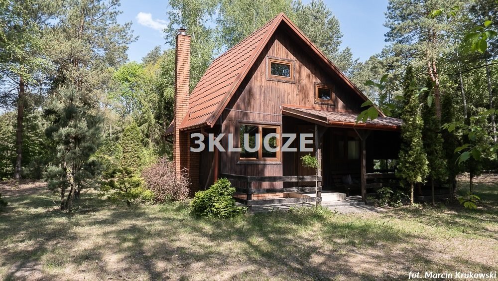 Działka 2100 m² z domkiem letniskowym - las i jezioro Uciekajka  50m2 Foto 1