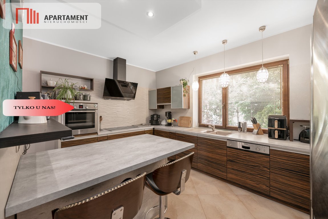 Polecam przestronny dom 194 m² z garażem w Wałach Wały  194m2 Foto 1