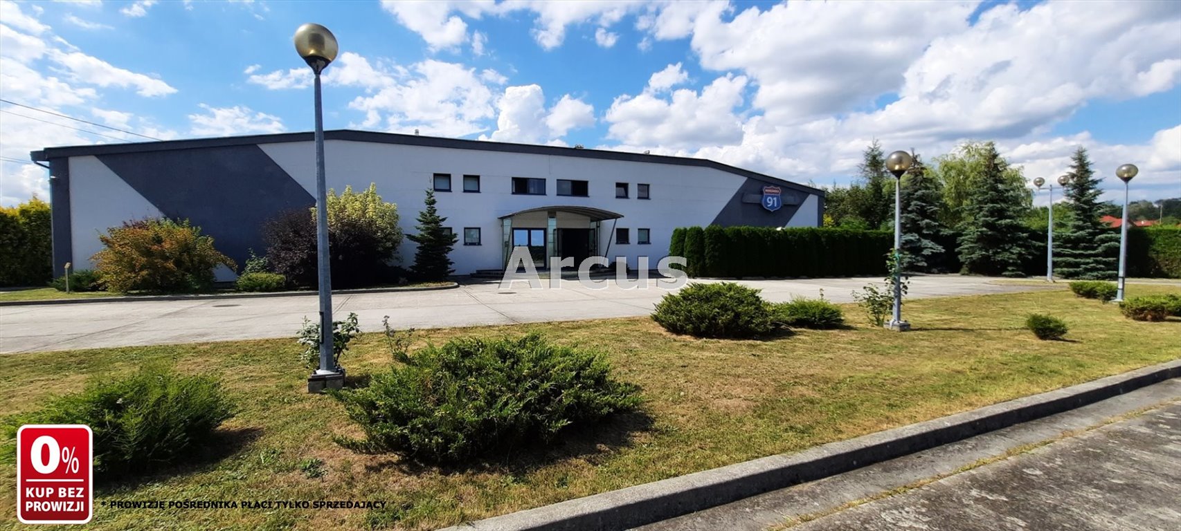 Polecam nieruchomość 880 m² przy DK 73 w Brzozówce Lisia Góra, Brzozówka, Warszawska  880m2 Foto 1