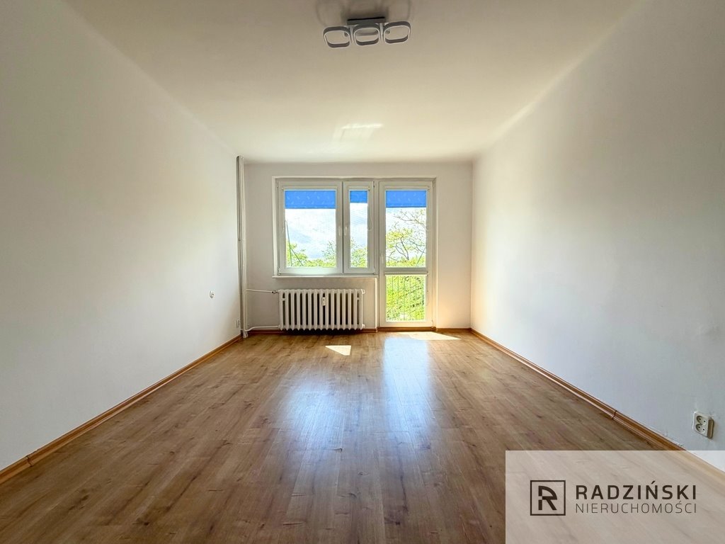 Na sprzedaż przestronne 3-pokojowe mieszkanie 46 m² z balkonem Gorzów Wielkopolski, Os. Staszica, Aleja Konstytucji 3 Maja  46m2 Foto 1