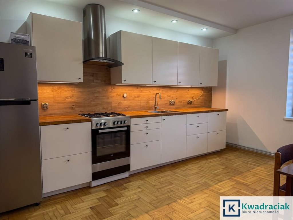 Nowoczesne 53 m² po remoncie z balkonem i parkingiem Jasło, Kornela Ujejskiego  53m2 Foto 1