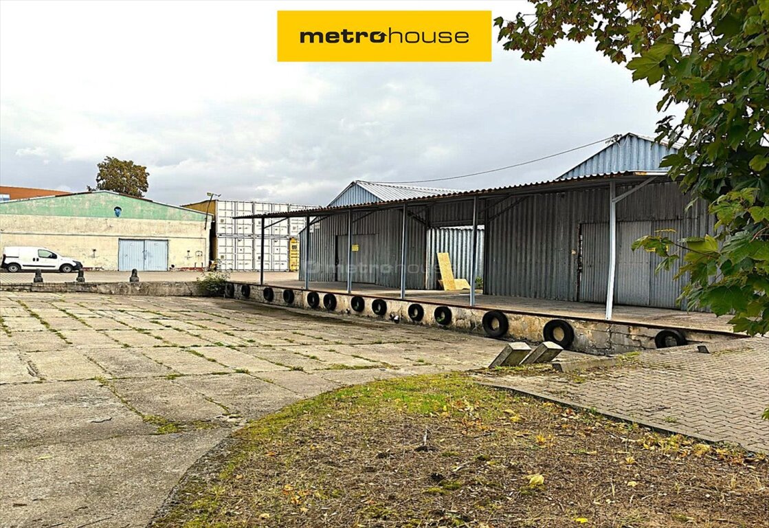 Polecam magazyn 350 m² z rampami i dużym parkingiem Poznań, Piątkowo, Obornicka  350m2 Foto 1