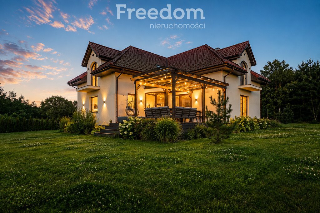 Nowoczesny dom 219 m² z ogrodem - blisko natury i miasta Kawęczynek, Prosta  219m2 Foto 1