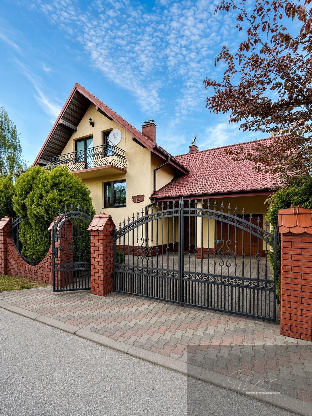 Zapraszam do obejrzenia domu 208 m² z ogrodem w Sochaczewie: Sochaczew